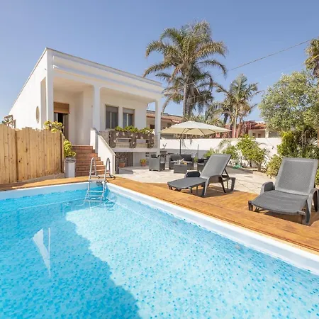Sun Villa *